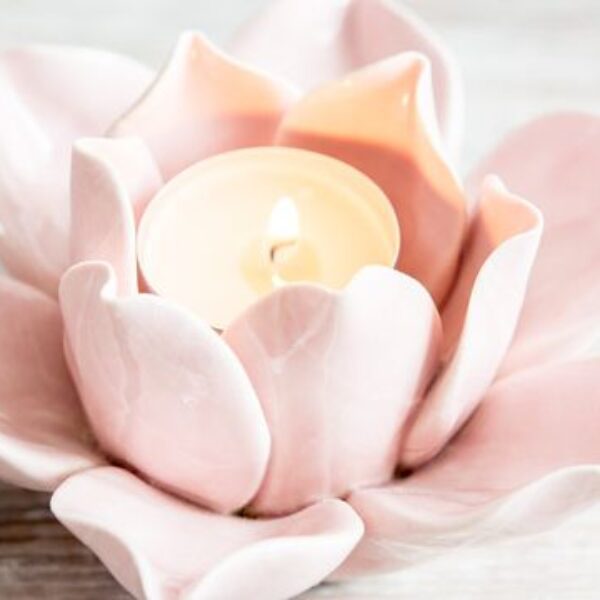 Video- CLAY LOTUS FLOWER CANDLE HOLDER